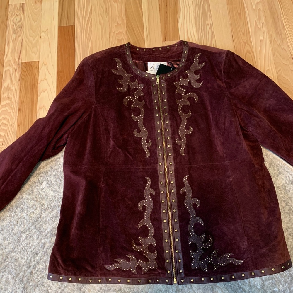 Elegant Burgundy Suede Jacket with Studded Details. NWT